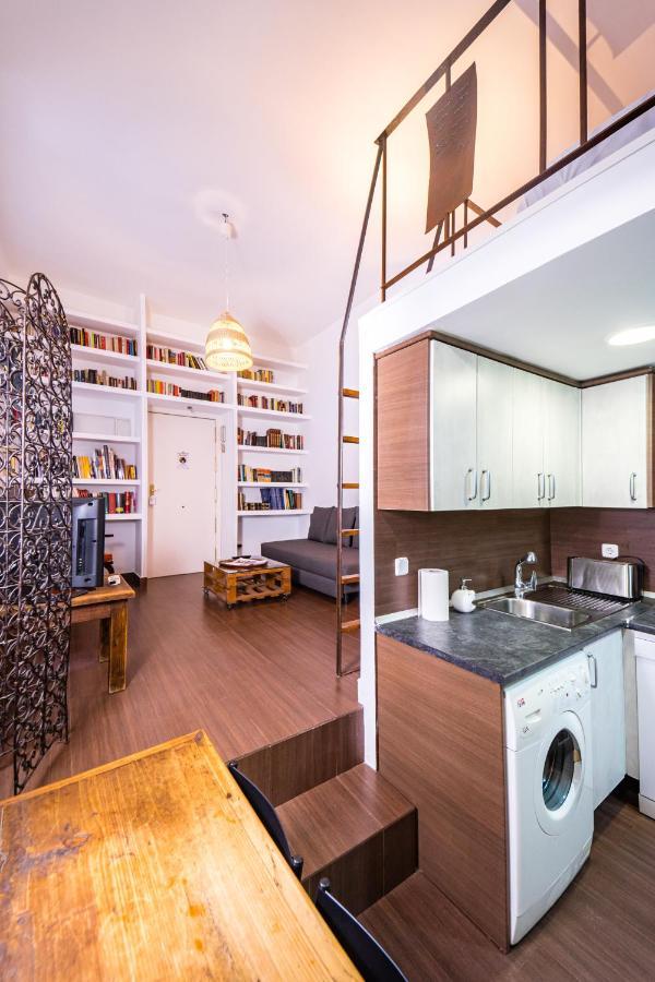 Singular Apartamento En Delicias By Bebalmy Madrid Exteriör bild