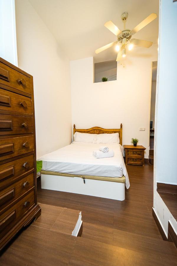 Singular Apartamento En Delicias By Bebalmy Madrid Exteriör bild
