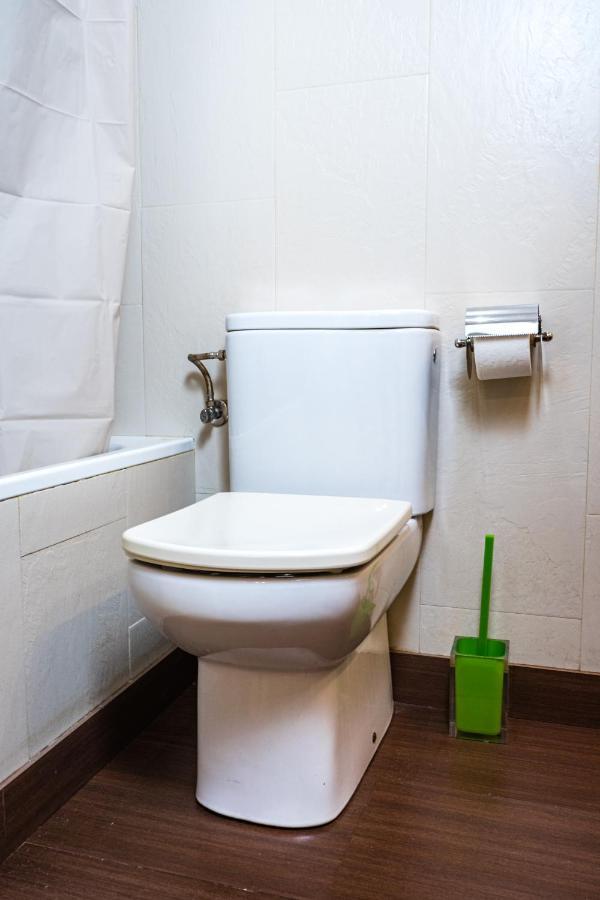 Singular Apartamento En Delicias By Bebalmy Madrid Exteriör bild