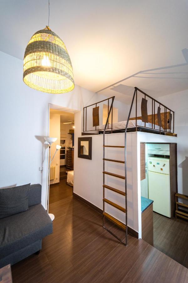 Singular Apartamento En Delicias By Bebalmy Madrid Exteriör bild